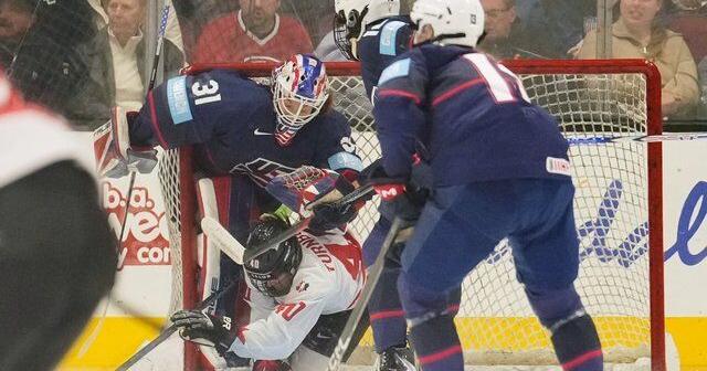Murphy nets hat trick, U.S. beats Canada 4-1 in Rivalry Series opener