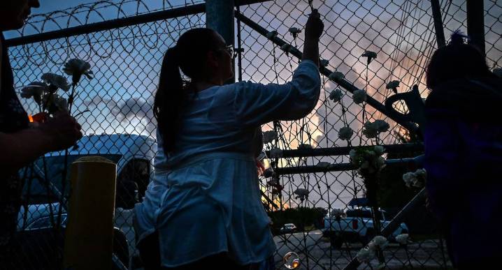 Congresistas de Florida piden castigar a cruceros que usaron muelle de Cuba