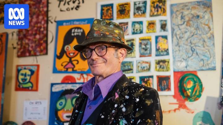 Adelaide artist Peter 'Jungle' Phillips dies aged 69 in his gallery home