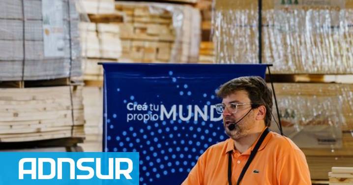 El arquitecto que nació en Comodoro y, desde Neuquén, exportó a las Islas Canarias una casa de paneles aislantes estructurales