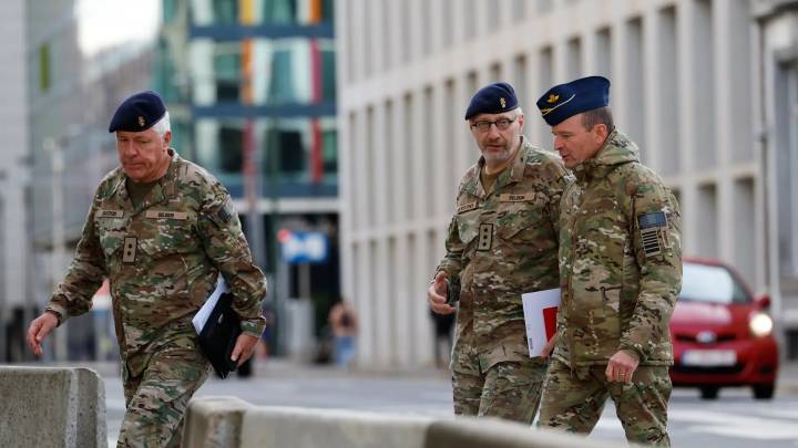 Bélgica reúne al Consejo de Seguridad Nacional tras el avistamiento de drones en aeropuertos y bases militares