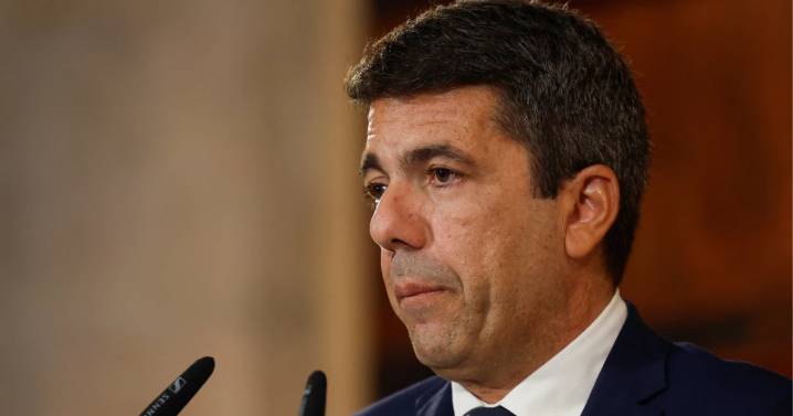 ¡Dimitió! Presidente de Valencia renuncia ante fuertes críticas por su gestión por DANA