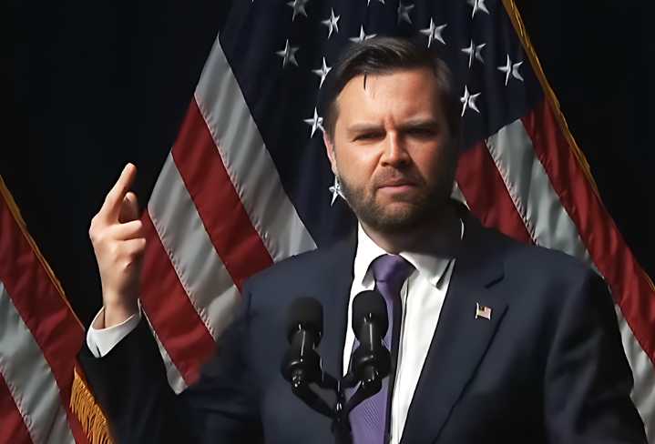 Ahora JD Vance impulsa la idea de frenar la inmigración legal