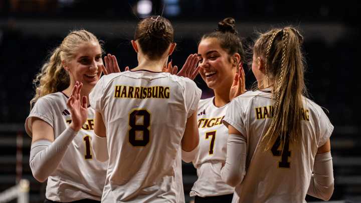 Photos: Opening day of state volleyball tourney at Rapid City