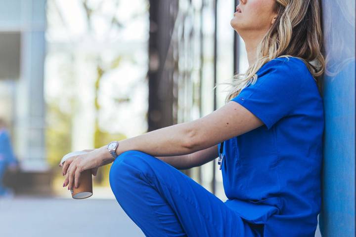 Nurse Quits Job When Boss Gives Her Christmas Off to New Mom