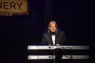 Former Yes member Rick Wakeman gives health update