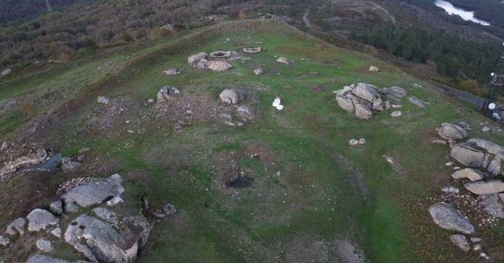 Nueva campaña de excavación en el Castro de San Vicenzo en Avión