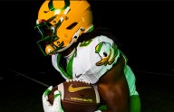 No. 6 Ducks reveal uniform combination for Saturday at Washington
