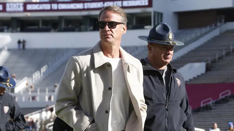 Lane Kiffin has 'rough landing' greeting in Baton Rouge after escaping Ole Miss