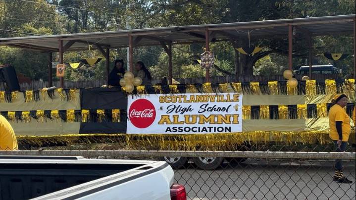 Scotlandville Magnet High School hosts its first Homecoming Parade