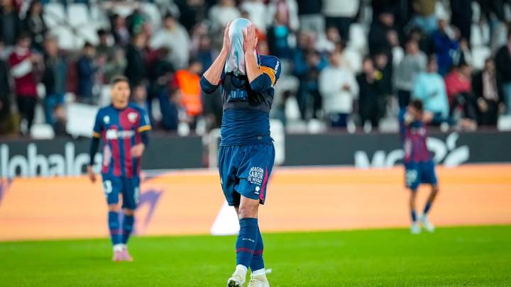 El Huesca sigue sin levantar cabeza lejos de El Alcoraz: la peor racha en tres años