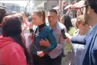 Video: Un hombre acosó, tocó e intentó besar a la presidenta de México durante una recorrida