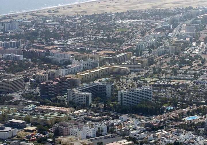 PSOE y Primero Canarias denuncian caos circulatorio en Playa del Inglés