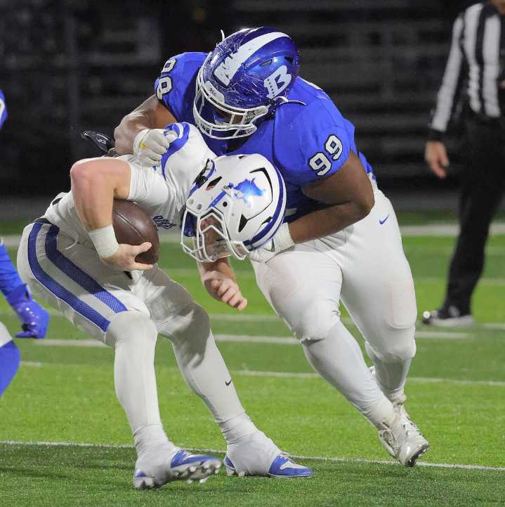 Byrant Hornets stun Rogers Mounties in 2OT, head to state title game