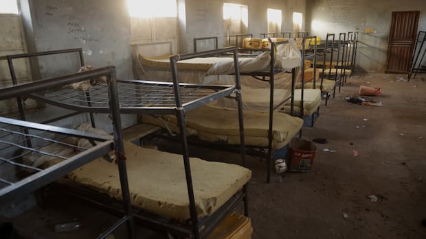 25 girls abducted from high school in Nigeria