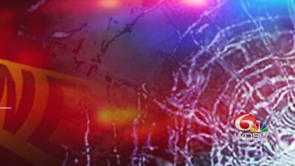 1 man, 1 woman dead following separate crashes in New Orleans