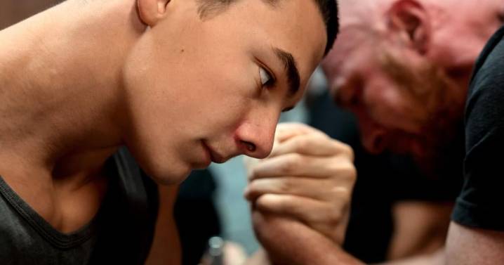 Small gym in St. Louis becomes a powerhouse in competitive arm wrestling