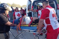 Mujer cae en una tumba y resulta gravemente herida, en el Panteón de San José, en Parras