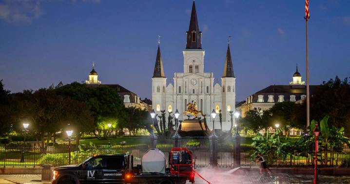 Trash pickup, senior centers: New Orleans begins to falter on vendor payments amid cash crunch