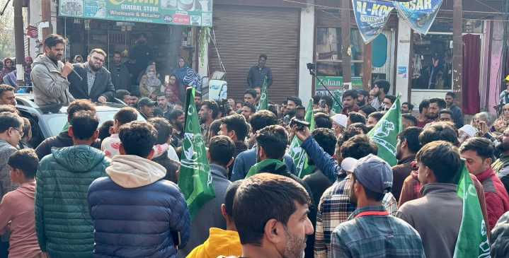Poll Campaigns End in Budgam; NC, PDP Hold Roadshows on Last Day