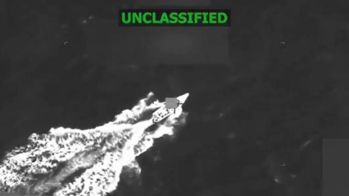 EE.UU. defiende la legalidad de ataques a lanchas tras denuncias por matar a supervivientes