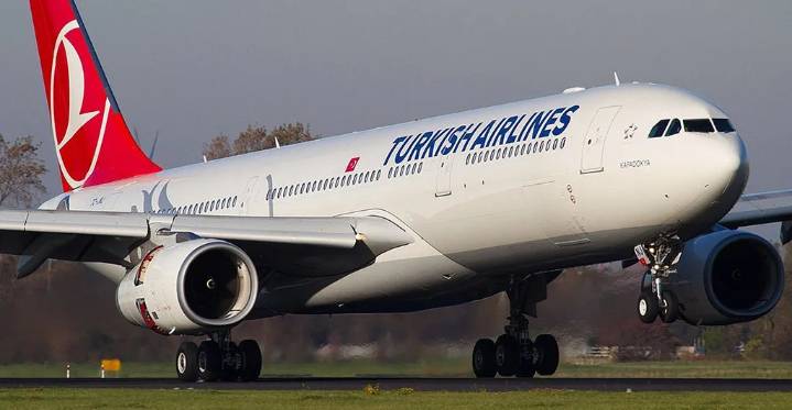 Turkish Airlines suspende vuelos a Venezuela tras amenazas de EE. UU.