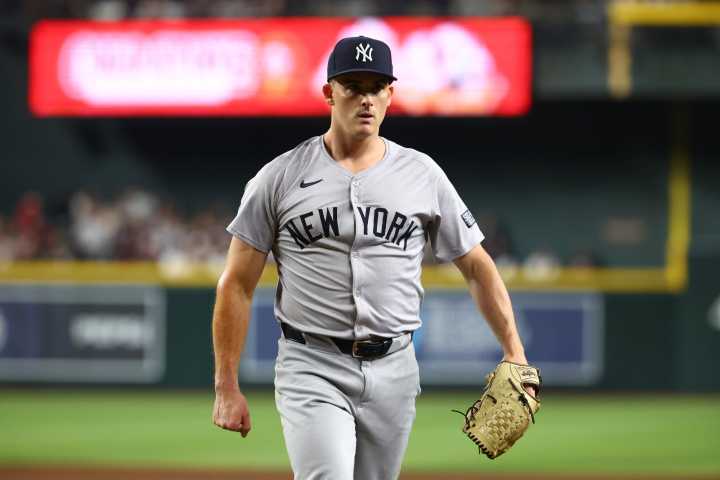 Mets sign former Yankees arm to minor league deal