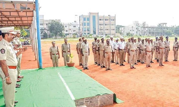 Tirupati police commemorates 150 years of ‘Vande Mataram’