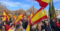 Miles de personas se concentran en Madrid en la protesta del PP para pedir elecciones