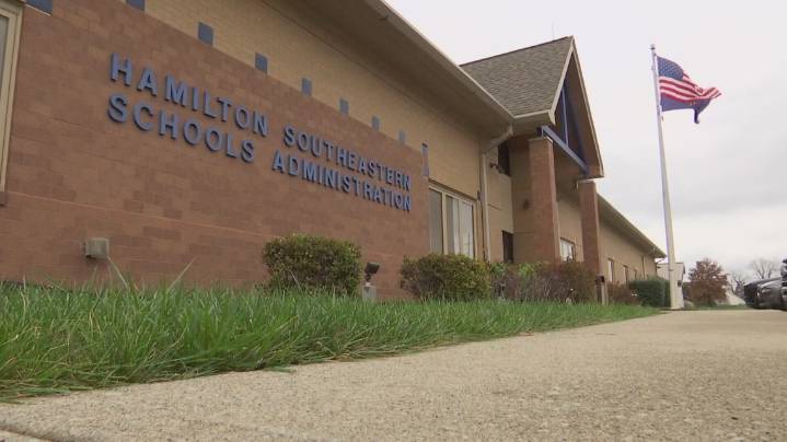 Hamilton Southeastern teachers plan informational picket Wednesday