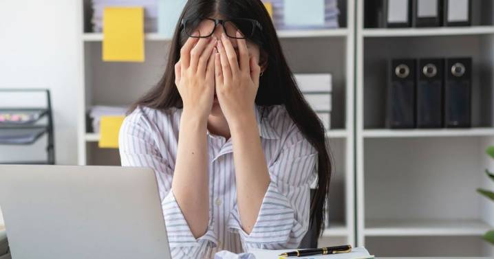 Estrés y agotamiento: por qué aumenta el burnout a fin de año y cómo prevenirlo