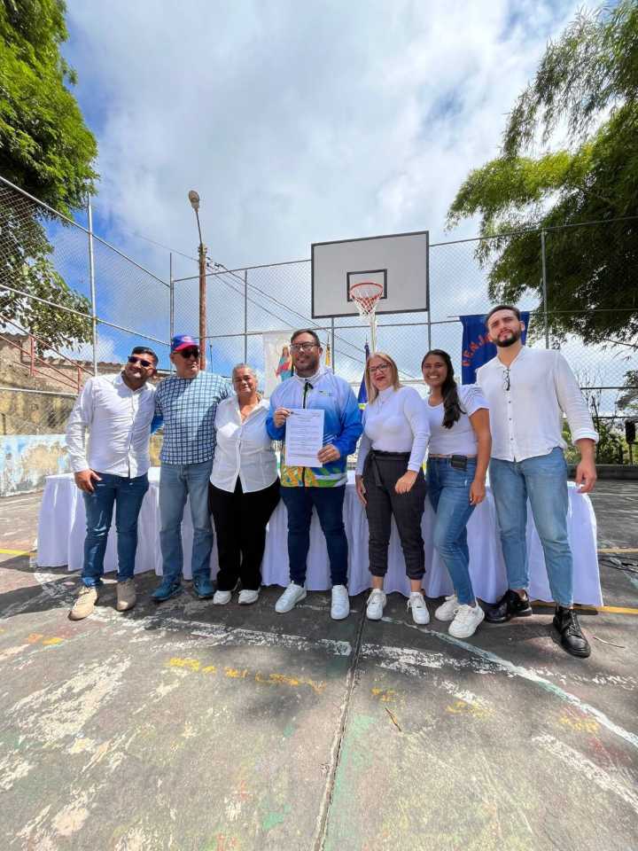 «Parte viva de nuestra historia», Edgar Laya declara de valor histórico al Centro Juvenil de El Amarillo en Los Salias