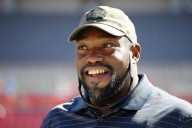 Warren Sapp Wants Referee Fired After Blunder Involving In-State Rivals Colorado State Warren Sapp blasted officials after a controversial call in the Colorado State vs. Boise State showdown, calling 