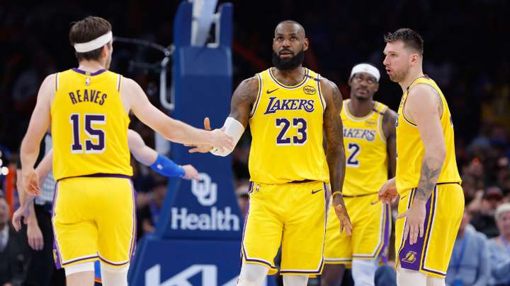 Lakers’ Austin Reaves casually drops GOAT take before LeBron James’ return