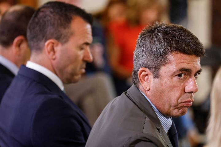 El dueño de El Ventorro sitúa la salida de Mazón y Vilaplana entre las 18.30 y las 19 horas