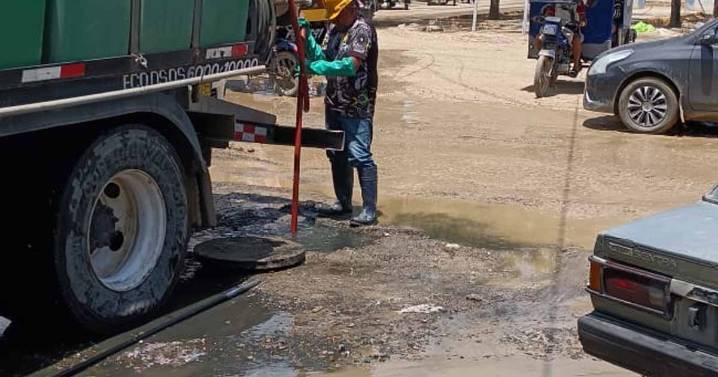 Obra en Nueva Sullana causa atoros y aniegos en principales calles