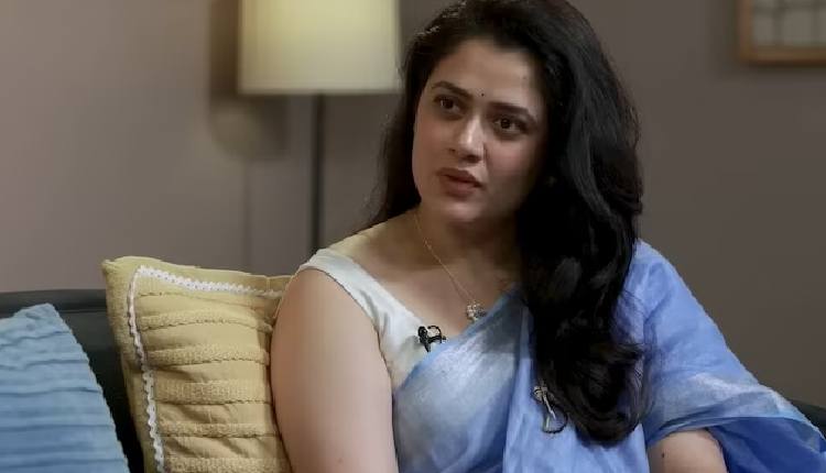 ‘Viral Sensation’ & Aamir Khan’s Co-Star From TZP, Girija Oak Expresses Grave Concern Over Her Picture Being Morphed