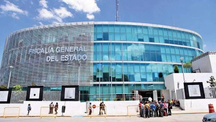Tres funcionarios de la FGE Puebla renuncian a sus cargos tras acusaciones de corrupción