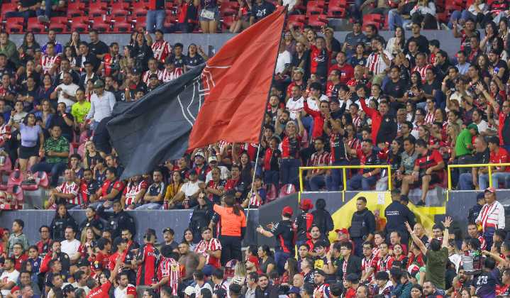 ¿Adiós Orlegui? McLaren Group estaría interesado en comprar al Atlas