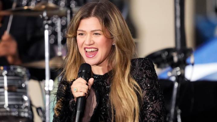 Kelly Clarkson announces rescheduled Las Vegas residency dates