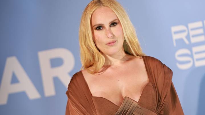 Rumer Willis breaks down in tears as she details 'hard' life as a single mom