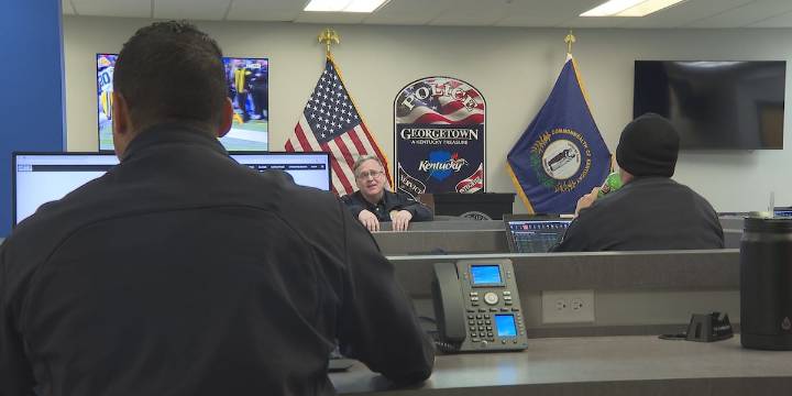 Georgetown police trade turkey for duty on Thanksgiving Day