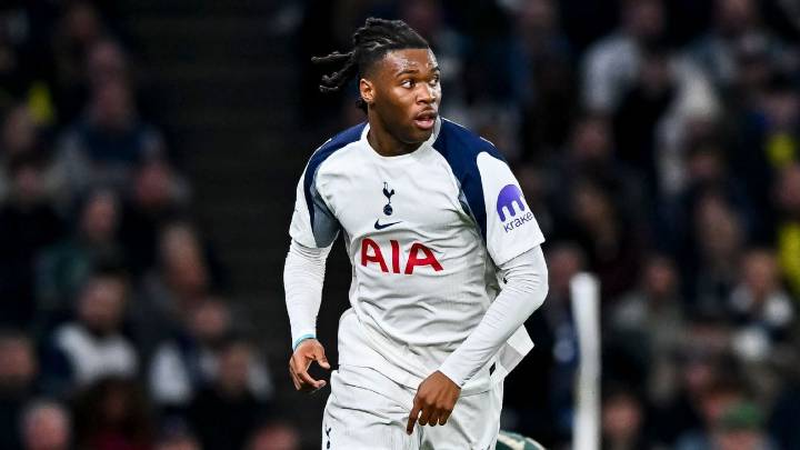 Tottehnam supporting Destiny Udogie after alleged gun threat