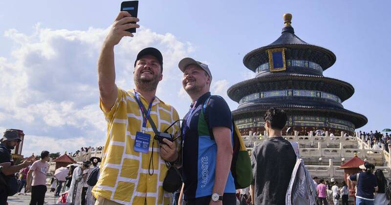 China extends visa-free policy to end of 2026