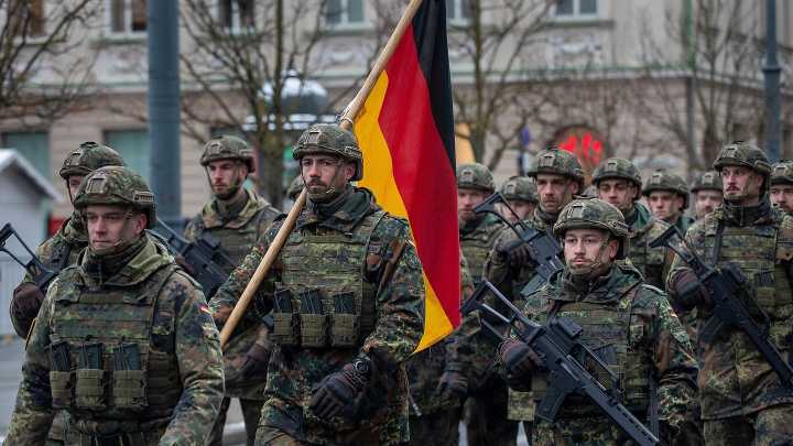 Alemania prepara el regreso del servicio militar: 700.000 jóvenes serán contactados en 2026