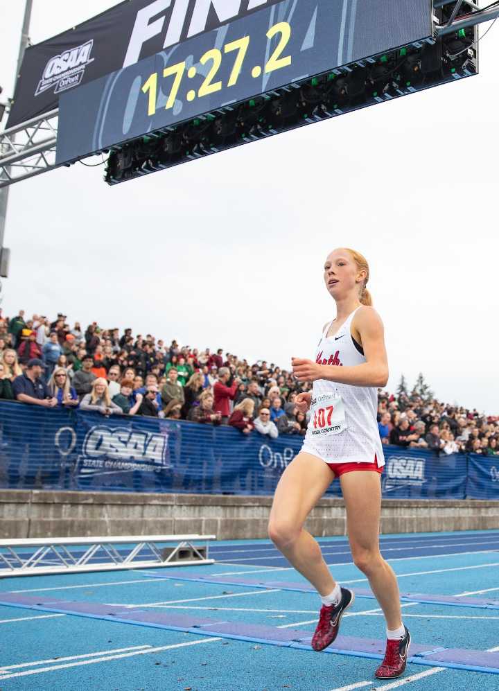 Oregon Ducks get distance running commitment from in