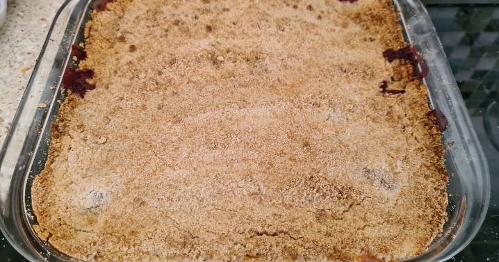 Apple crumble will be tastier than ever with Mary Berry's easy recipe