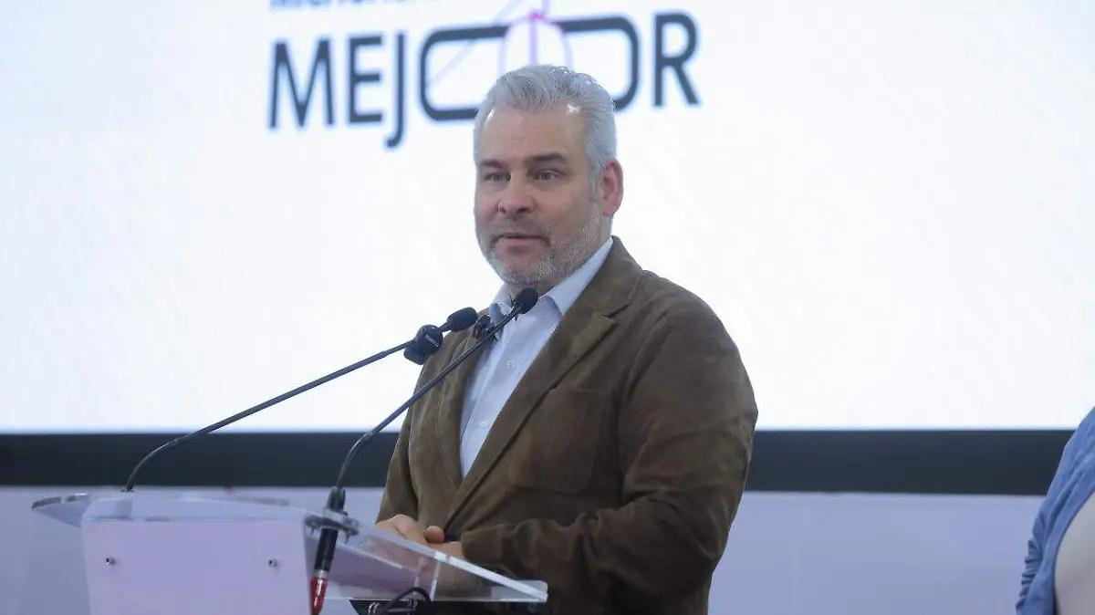 Gobernador señala posibilidad de que escoltas de Carlos Manzo fueran infiltrados por el crimen organizado