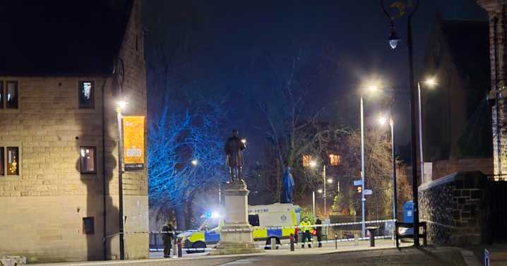 Glasgow city centre square taped off by police as officers patrol scene