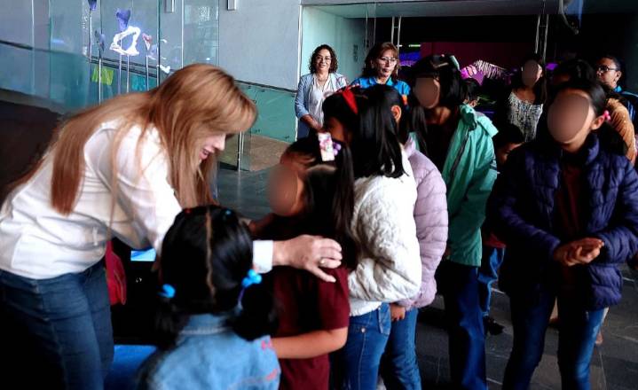 Ceci Arellano llama a poblanos a abrir su corazón y adoptar con amor